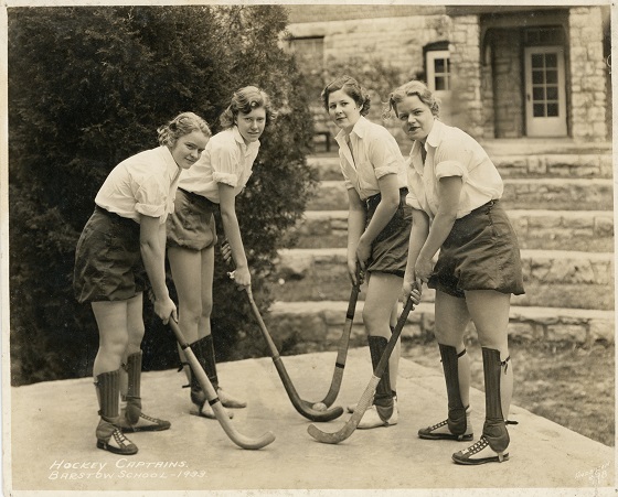 HOCKEY - captains barstow 1933