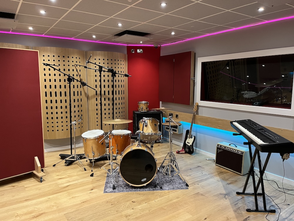 CTS Live Room A Sep2024 x1000